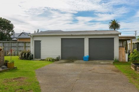 Photo of property in 30 Blake Street, Waitara, 4320