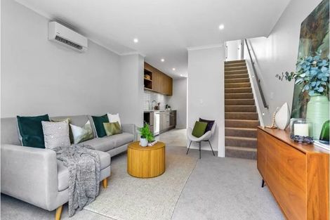 Photo of property in 17 Hema Road, Hobsonville, Auckland, 0616