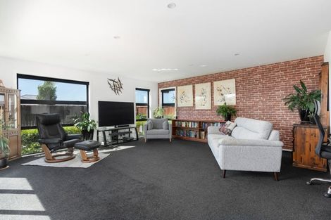 Photo of property in 19 Whincops Road, Halswell, Christchurch, 8025