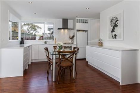 Photo of property in 188 Grimseys Road, Redwood, Christchurch, 8051