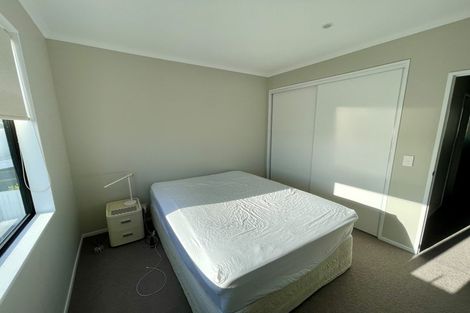 Photo of property in 20 Owen Chapman Drive, Red Beach, 0932