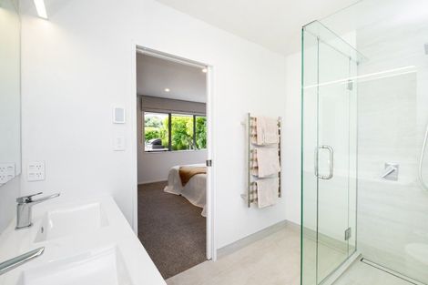 Photo of property in 86 Rochfort Road, Havelock North, 4130