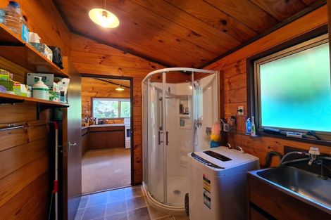 Photo of property in 2475 Wyuna Bay Road, Wyuna Bay, Coromandel, 3581