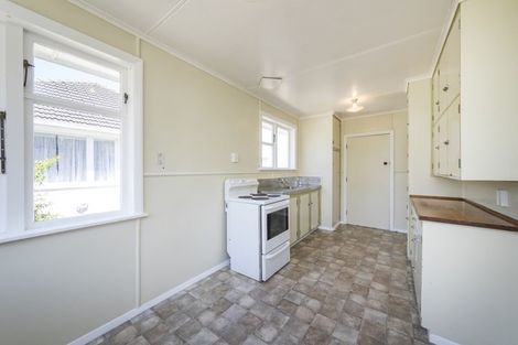 Photo of property in 32 Cardiff Street, Awapuni, Palmerston North, 4412