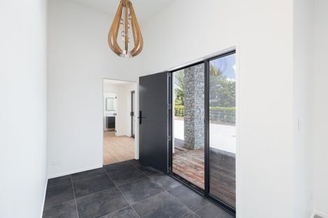 Photo of property in 2 Marsden Place, Hurworth, New Plymouth, 4310