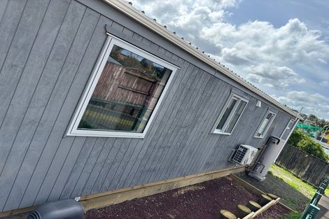 Photo of property in 8 Lynmore Drive, Hillpark, Auckland, 2102