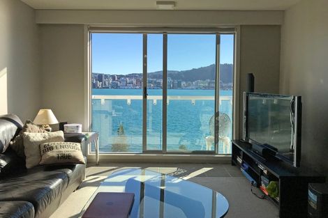 Photo of property in The Capital, 370 Oriental Parade, Oriental Bay, Wellington, 6011