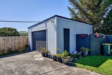 Photo of property in 27 Awatea Street, Ranui, Porirua, 5024