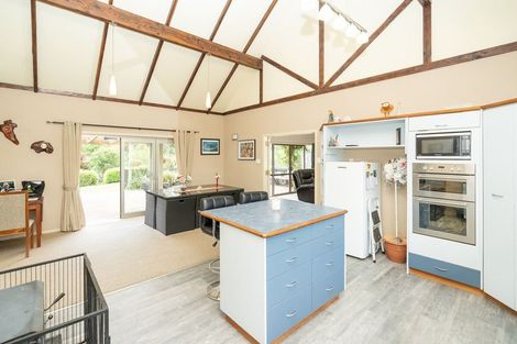 Photo of property in 105 Barrett Road, Temple View, Hamilton, 3290