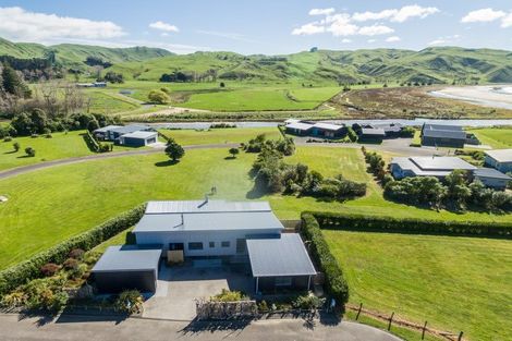 Photo of property in 43 Shoal Beach Road, Aramoana, Waipawa, 4271