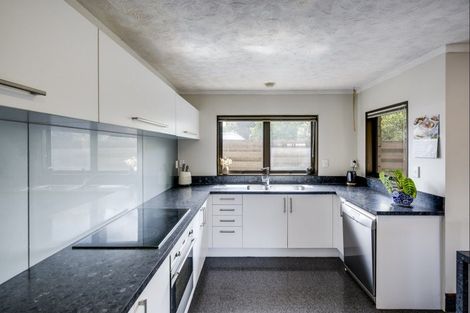 Photo of property in 51 Trent Street, Taradale, Napier, 4112