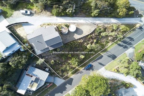 Photo of property in 5 Bush Point Road, Cable Bay, 0420