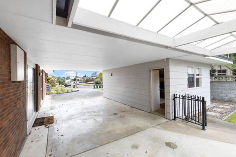 Photo of property in 15 Mudgway Place, Awapuni, Palmerston North, 4412