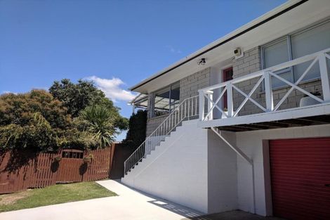 Photo of property in 2/24 Stredwick Drive, Torbay, Auckland, 0630