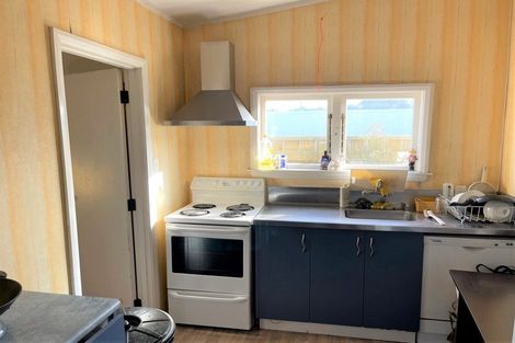 Photo of property in 8 Bourke Street, Palmerston North, 4410