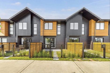 Photo of property in 86 Papatupu Way, Kumeu, 0810