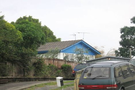 Photo of property in 27 Doone Place, Massey, Auckland, 0614