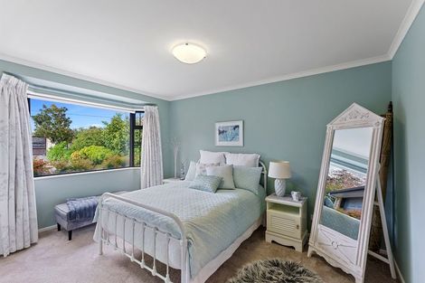 Photo of property in 387a Te Moana Road, Waikanae, 5036