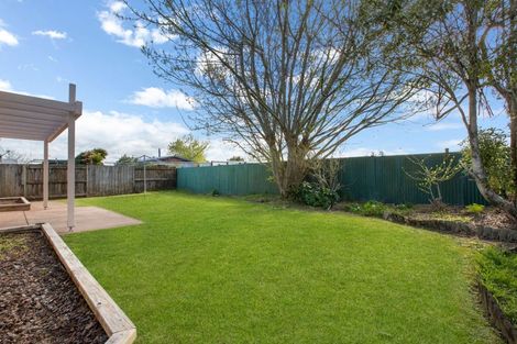 Photo of property in 5 Edgewater Grove, Whakatane, 3120