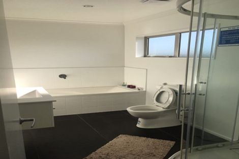 Photo of property in 24 Trelawny Terrace, Grenada Village, Wellington, 6037