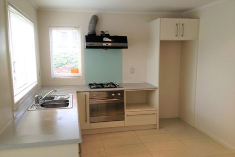 Photo of property in 352 Lake Road, Takapuna, Auckland, 0622