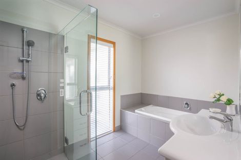 Photo of property in 11 The Circle, Nukuhau, Taupo, 3330