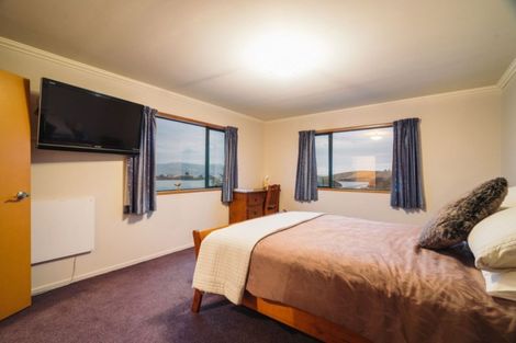 Photo of property in 48 Oxley Crescent, Broad Bay, Dunedin, 9014