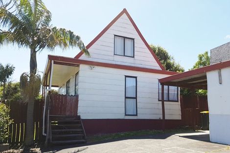 Photo of property in 1/8 Greenstone Place, Clover Park, Auckland, 2019