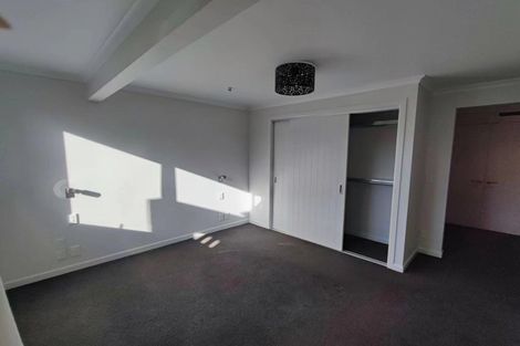 Photo of property in 12 Meadowvale Avenue, Forrest Hill, Auckland, 0620