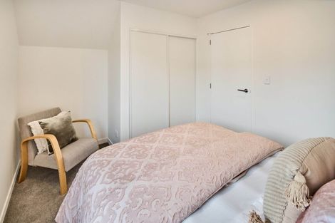 Photo of property in 11 Ara Paiwhenua, Tawa, Wellington, 5028