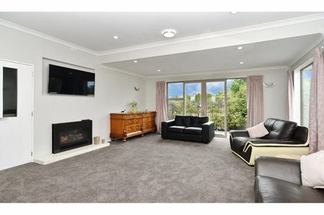 Photo of property in 23 Papaumu Green, Parklands, Christchurch, 8083