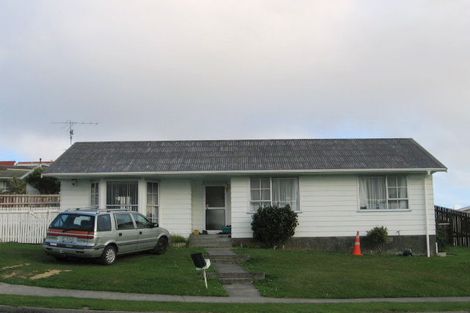 Photo of property in 1 Tarras Grove, Kelson, Lower Hutt, 5010