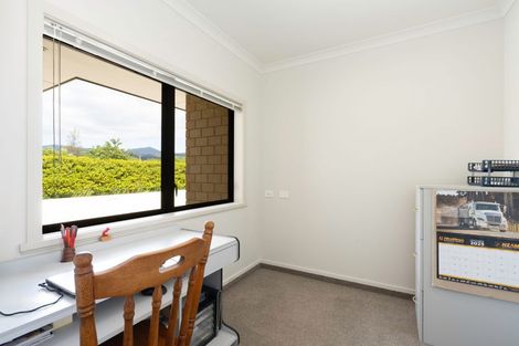 Photo of property in 347a Tararua Road, Levin, 5571