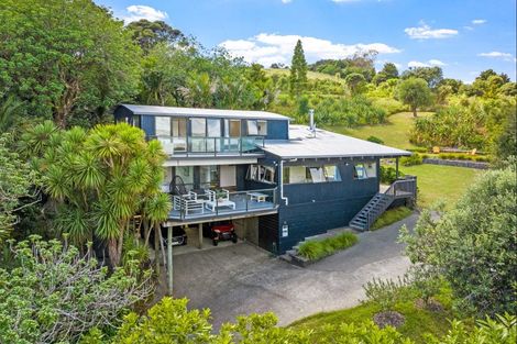 Photo of property in 51 Buckleton Road, Tawharanui Peninsula, Matakana, 0986