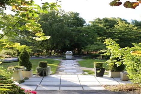 Photo of property in Long Cottage Gallery, 145 Iona Road, Havelock North, 4130