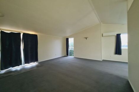 Photo of property in 15 Dalwood Grove, Highbury, Palmerston North, 4412