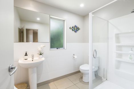 Photo of property in 20a Glenross Drive, Wattle Downs, Auckland, 2103