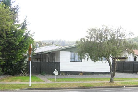 Photo of property in 1/9 Gemstone Drive, Birchville, Upper Hutt, 5018