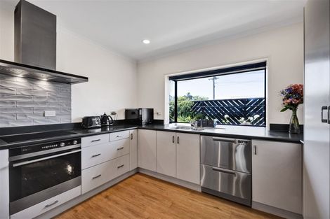 Photo of property in 11 Erin Street, Hawera, 4610