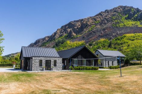 Photo of property in Butel Park, 15 Essex Avenue, Arrowtown, 9302