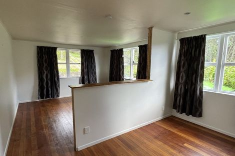 Photo of property in 295 Glenfield Road, Glenfield, Auckland, 0629