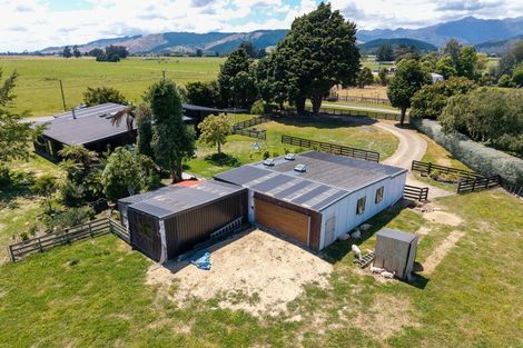 Photo of property in 324 Kimberley Road, Levin, 5571