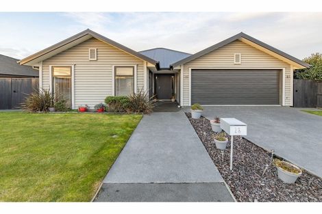 Photo of property in 28 Taiore Crescent, Marshland, Christchurch, 8083