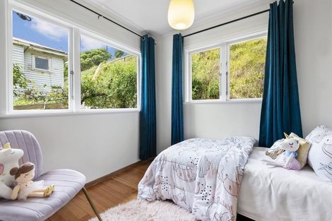 Photo of property in 92 Buckley Road, Southgate, Wellington, 6023