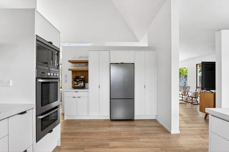 Photo of property in 35a Lucknow Road, Havelock North, 4130