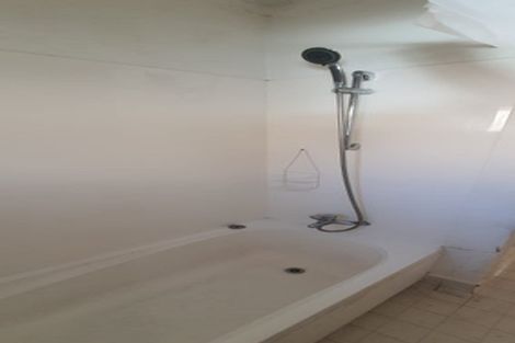 Photo of property in 57 Ocean View Road, Hillcrest, Auckland, 0627