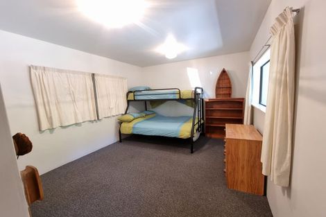 Photo of property in 30 Stanton Crescent, Karoro, Greymouth, 7805