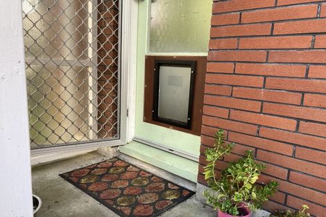 Photo of property in 2/36 Blacklock Avenue, Henderson, Auckland, 0612