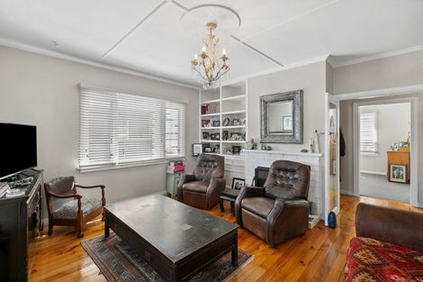 Photo of property in 22 Richmond Street, Fitzroy, New Plymouth, 4312