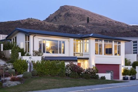 Photo of property in 7 Advance Terrace, Arrowtown, 9302